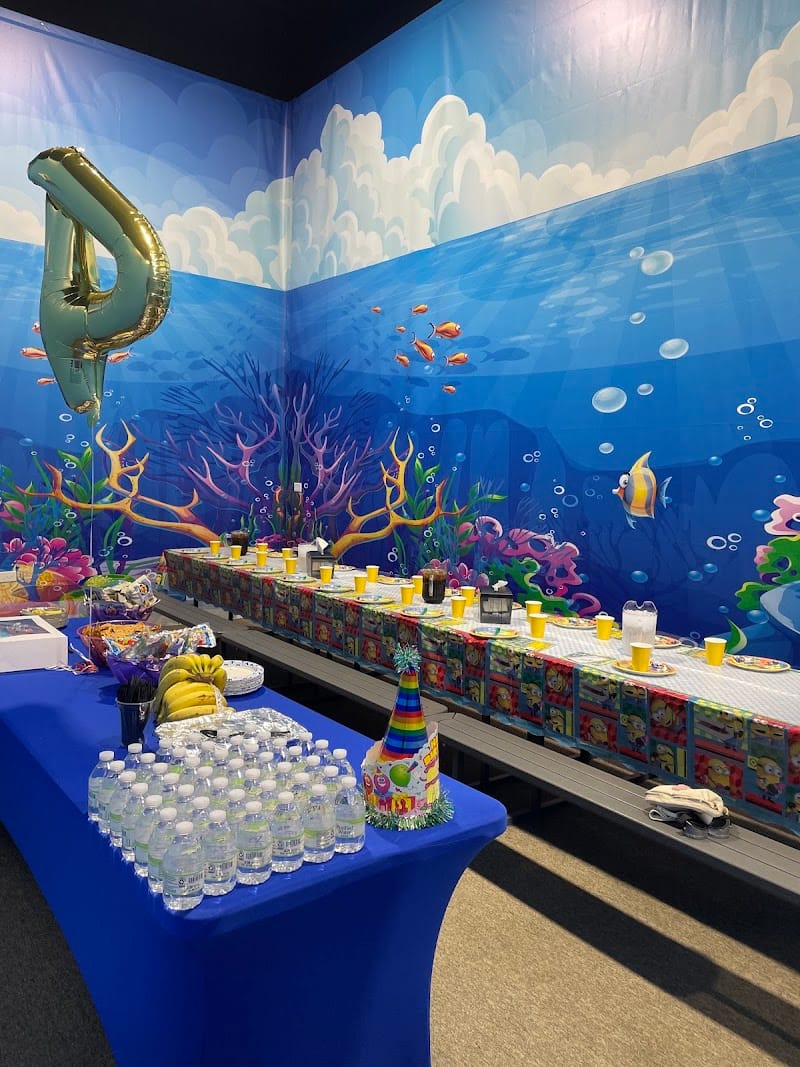 2 Hours of Freedom playground photo 3