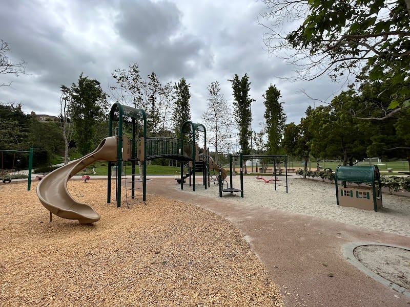 Arroyo Park playground photo 2