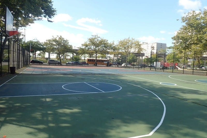 Arverne Playground playground photo 2