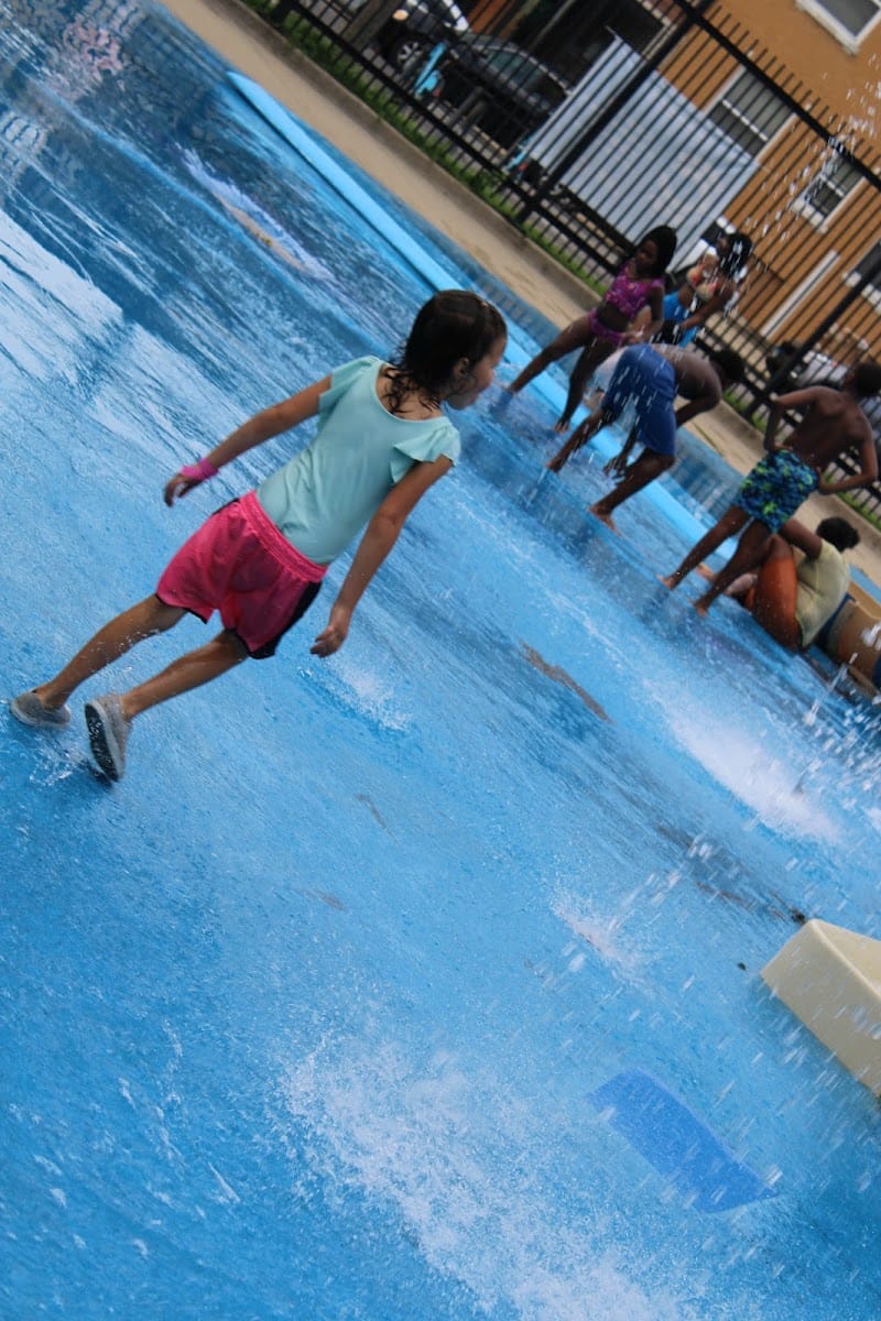 Austin (Henry) Park playground photo 2