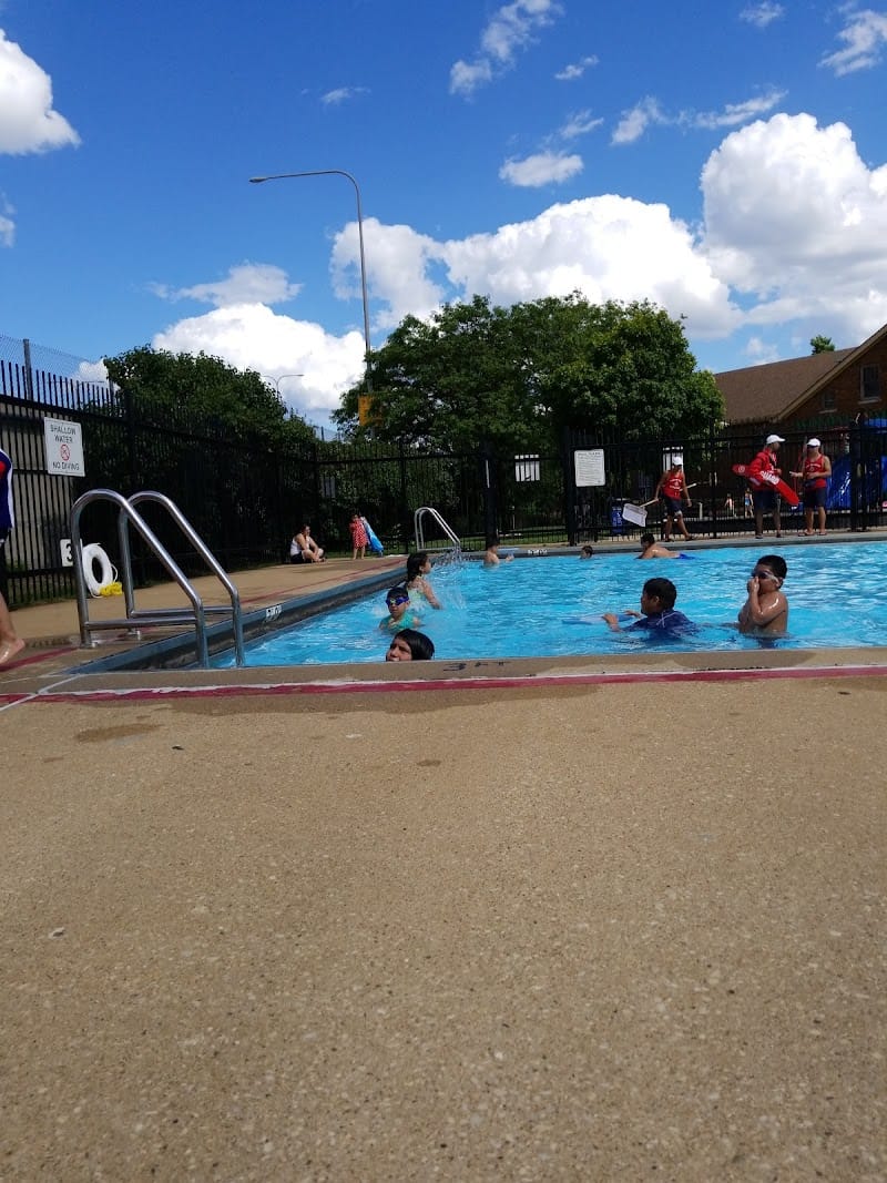 Avondale Park playground photo 1
