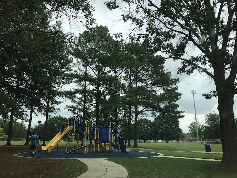 Bessie Estell Park playground photo 1