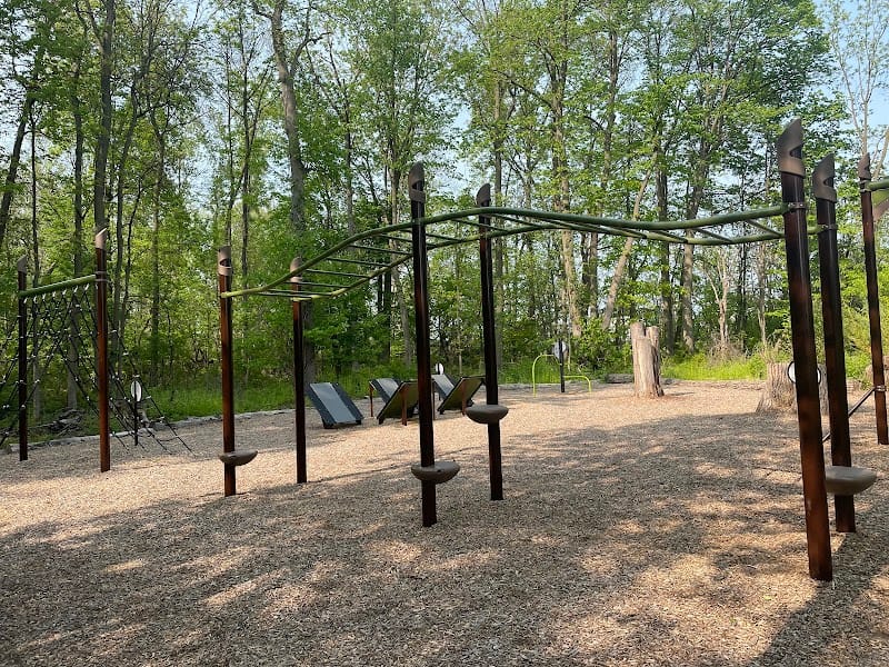 Breese Park playground photo 3