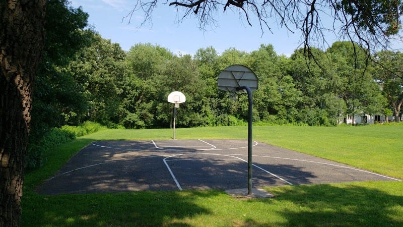 Burl Oaks Park playground photo 2
