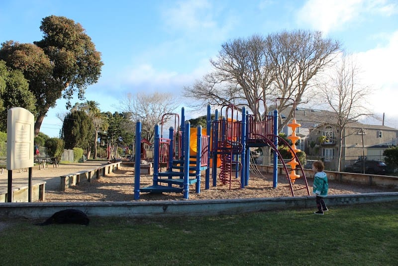 Caledonia Park playground photo 2