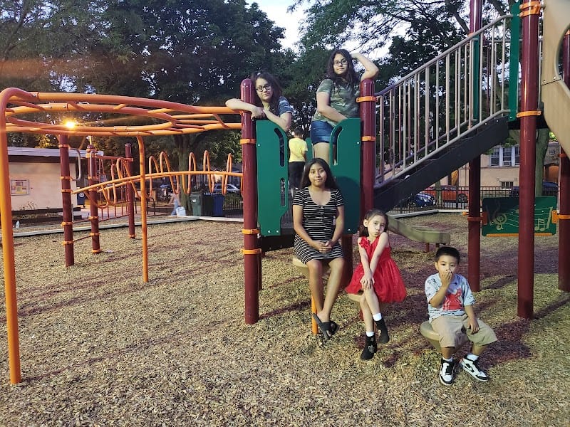 Cragin Park playground photo 2