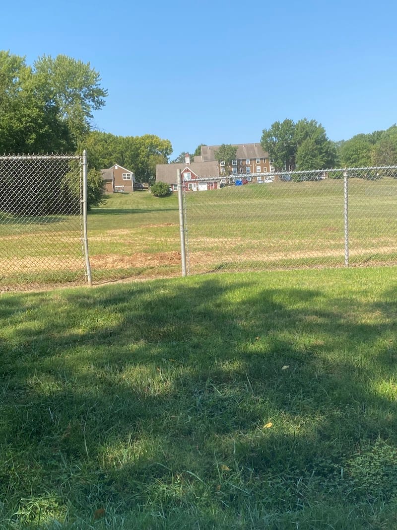 Crestview Park playground photo 1