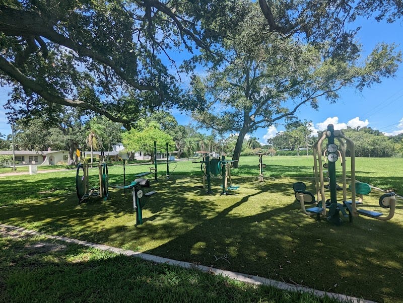 Crisp Park playground photo 1
