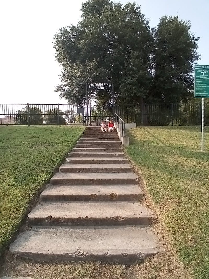 Daggett Park playground photo 1