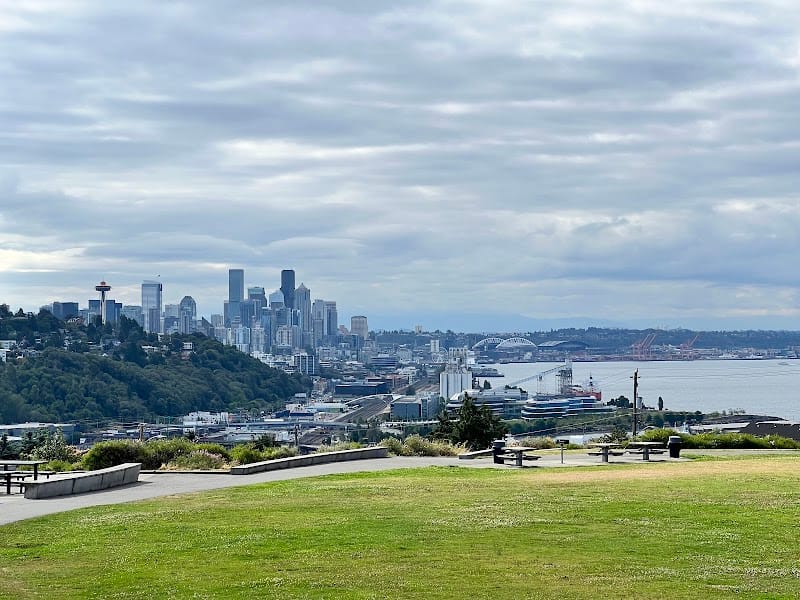 Ella Bailey Park playground photo 2