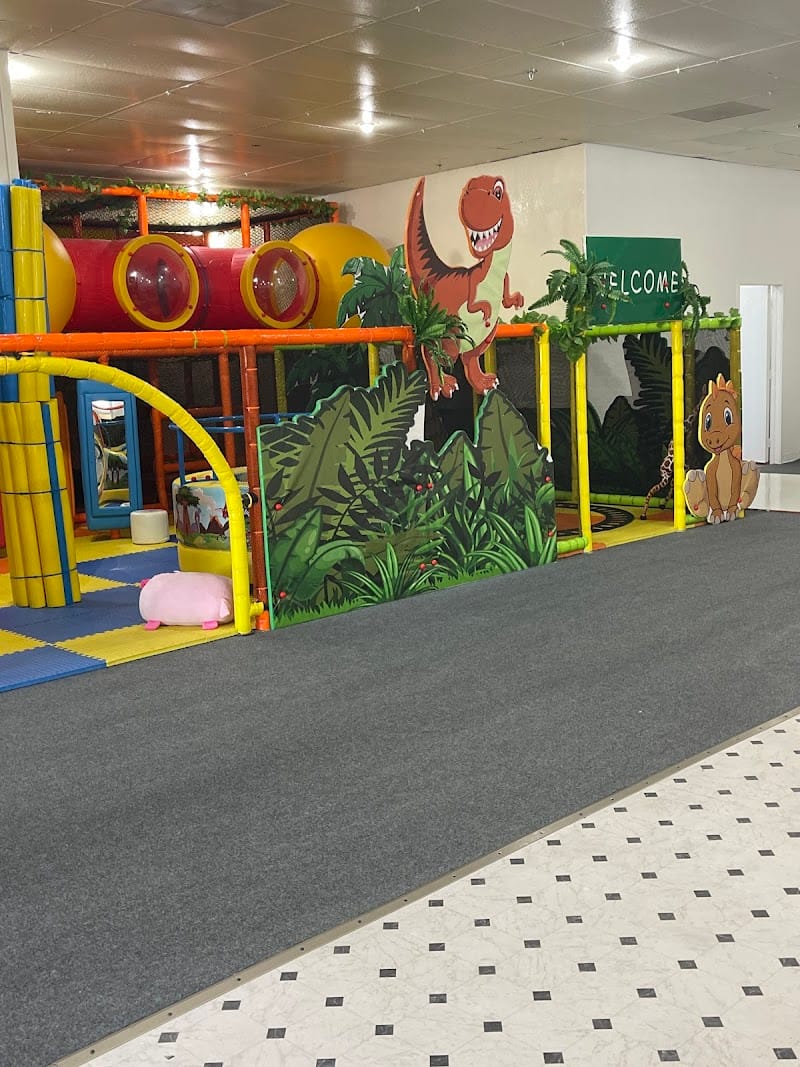 Ely's Play House playground photo 1