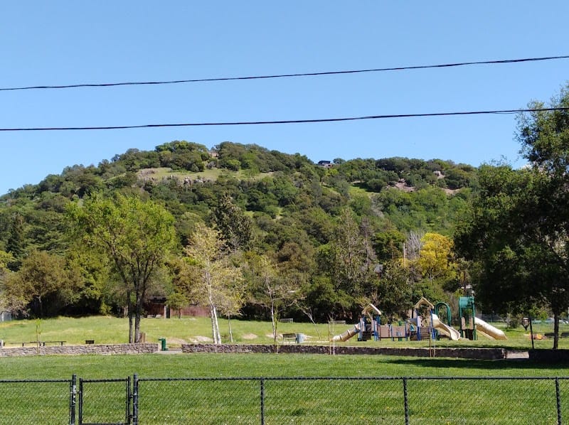 Esther Deaver Park playground photo 3