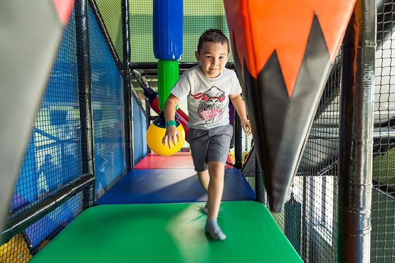 Flippo's Hallandale playground photo 3