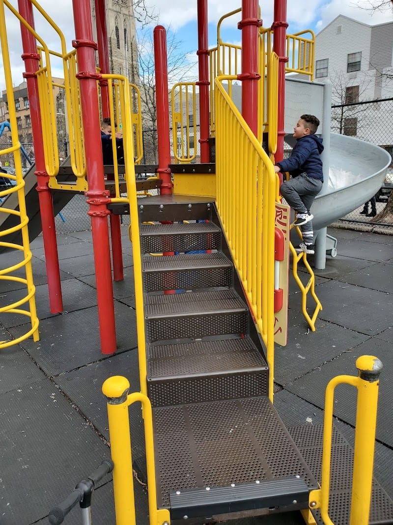Flynn Playground playground photo 3