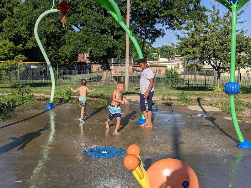 Fox Park playground photo 3