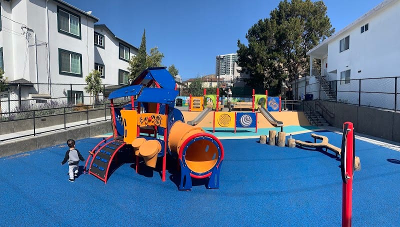 Gardiner Park playground photo 1