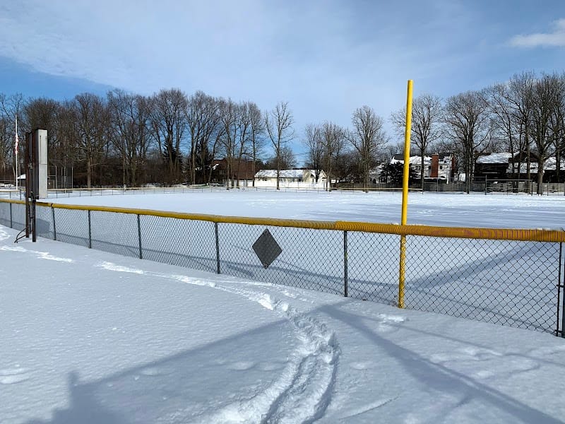 Garnet Playground playground photo 1