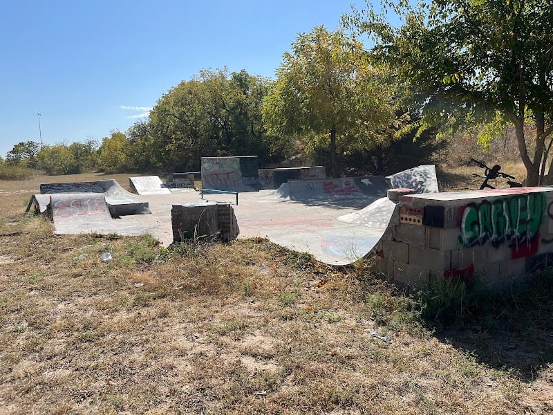 Garvey Park playground photo 1
