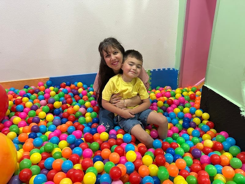 Happy Kids Zone playground photo 2