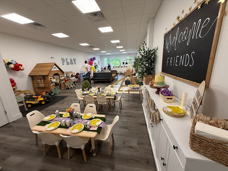 Happy Place playground photo 2