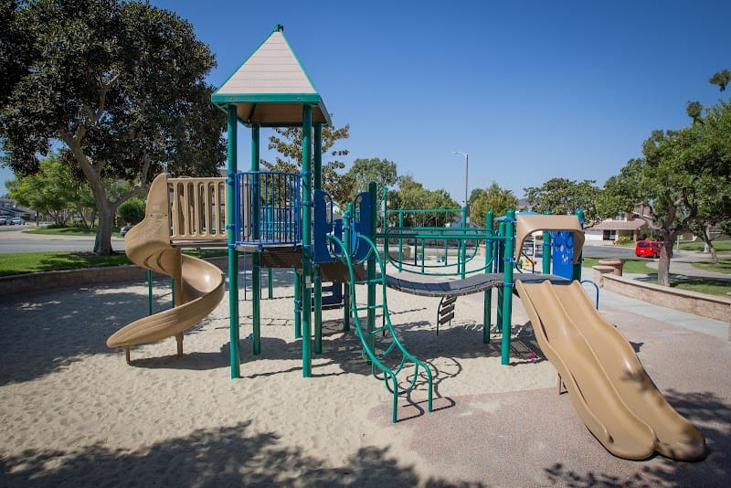 Harbor View Park playground photo 1