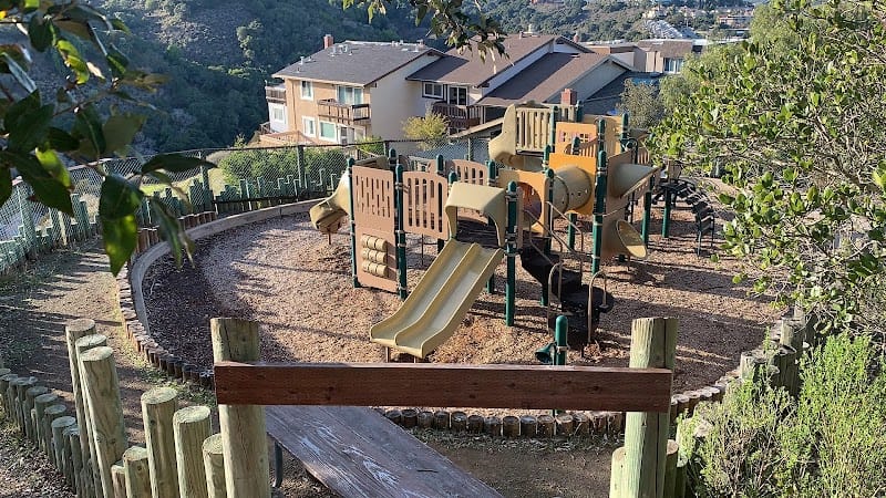 Hastings Tot Lot playground photo 3