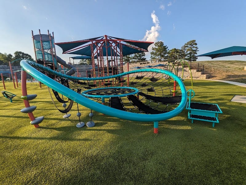 Henslee Park playground photo 1