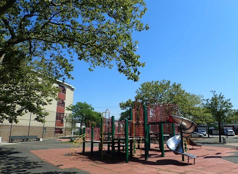 Hickman Playground playground photo 1