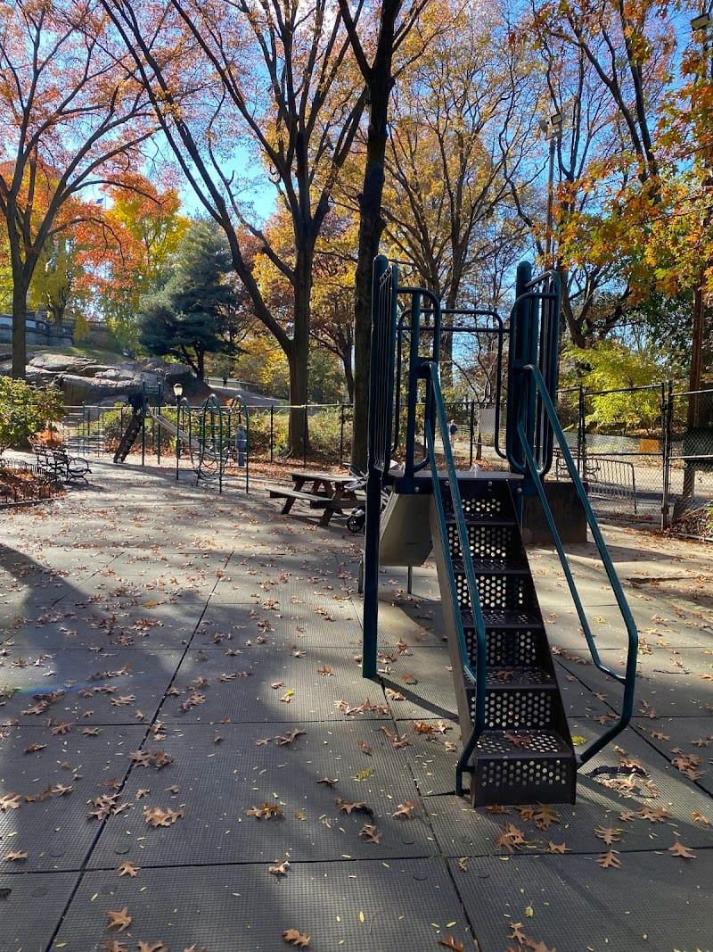 Hippo Playground playground photo 2