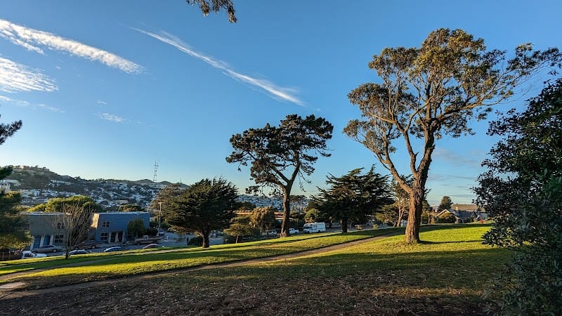 Holly Park playground photo 3