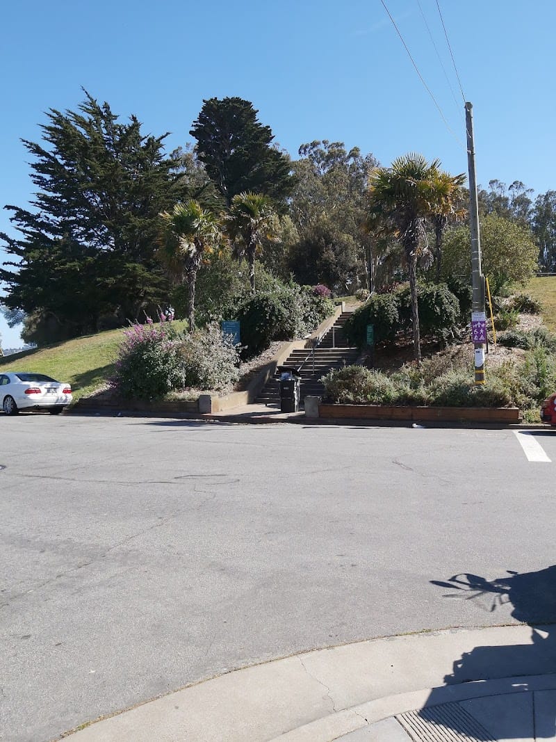 Holly Playground playground photo 3