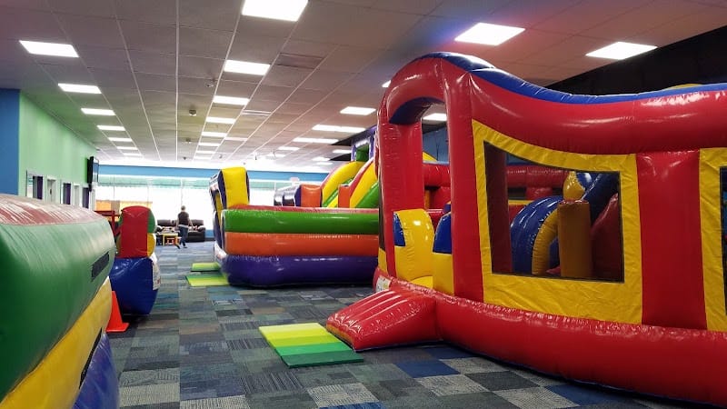 Hop's Bounce House playground photo 1