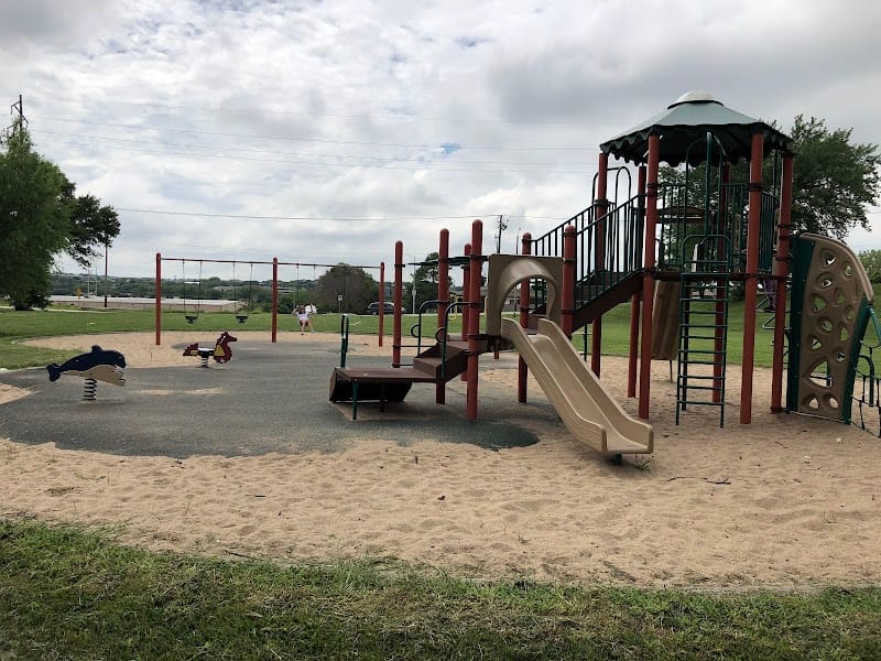 Horizon Park playground photo 1