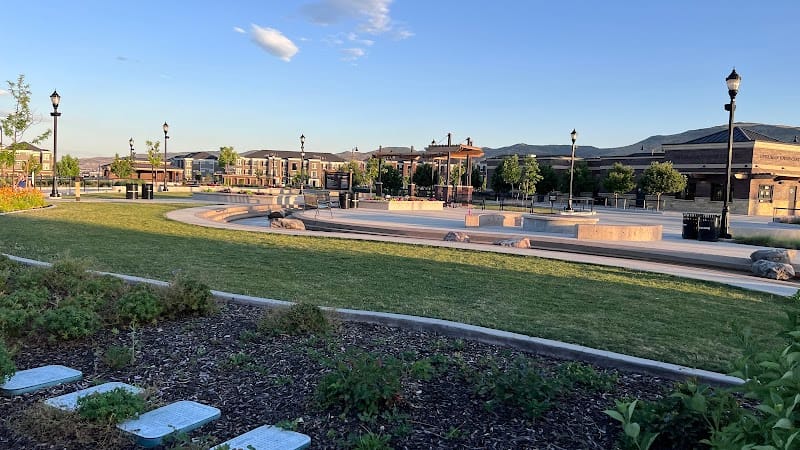 J. Lynn Crane Park playground photo 3