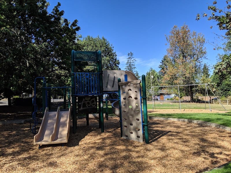 Johnson Creek Park playground photo 2