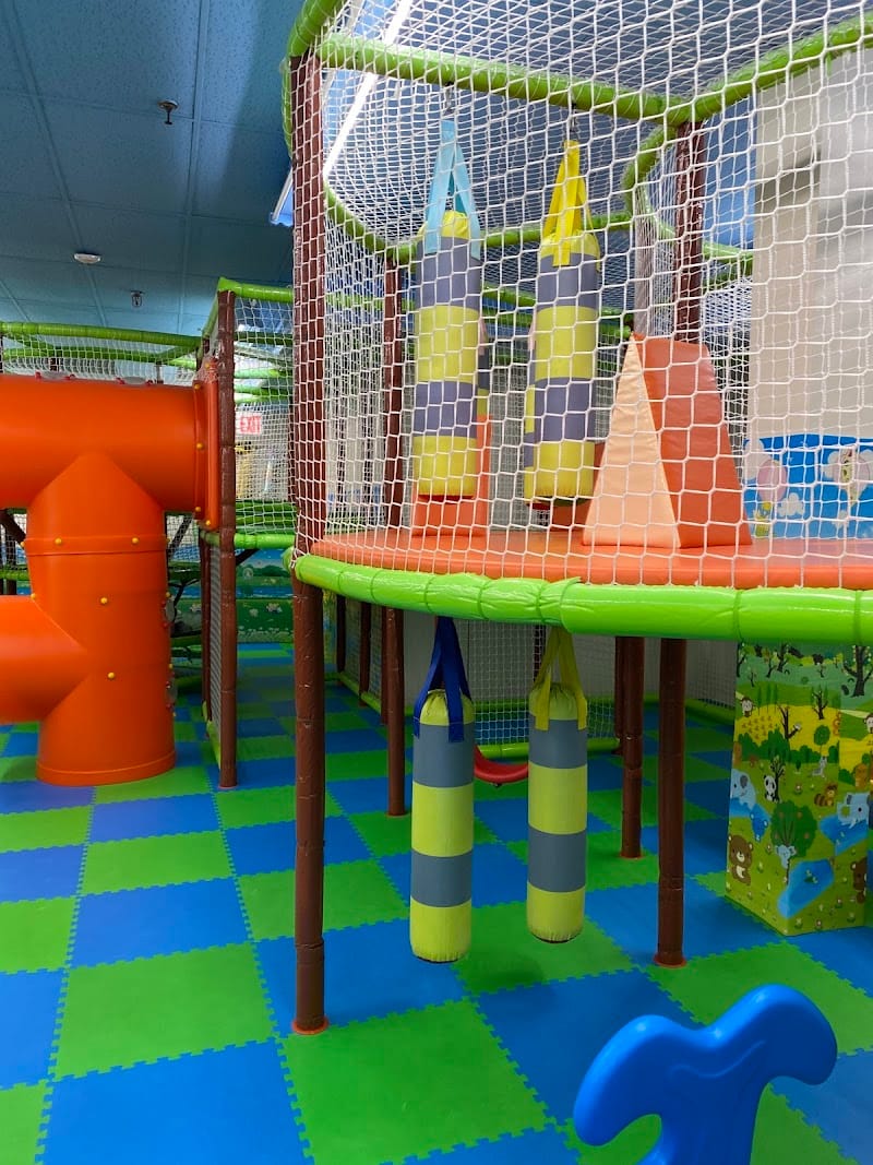 Joyful Palace playground photo 2