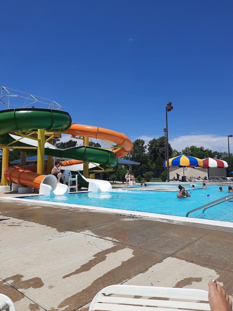 Jury Park playground photo 1