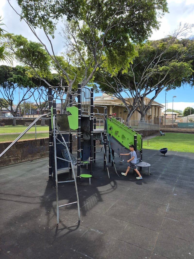 Kaimuki Playground playground photo 1