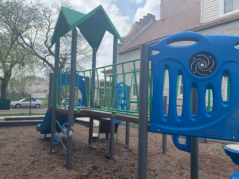 Keeler (Cyrus) Park playground photo 1