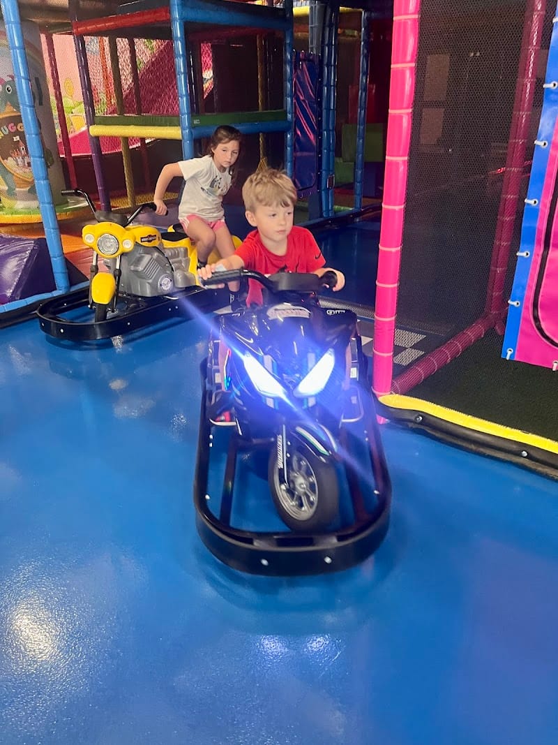 Kids Empire Fenton playground photo 3