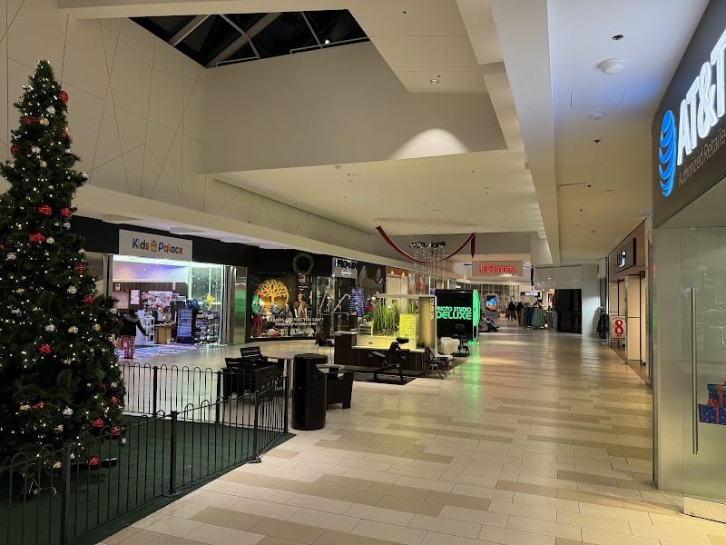 Kids Palace playground photo 3