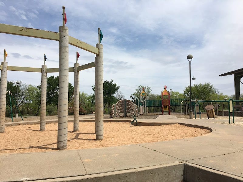 Kirby Park playground photo 2