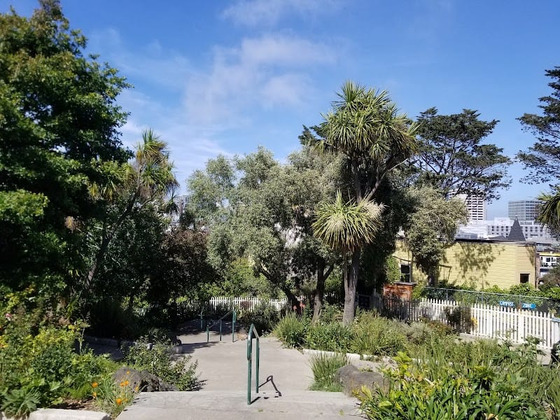 Koshland Park playground photo 3