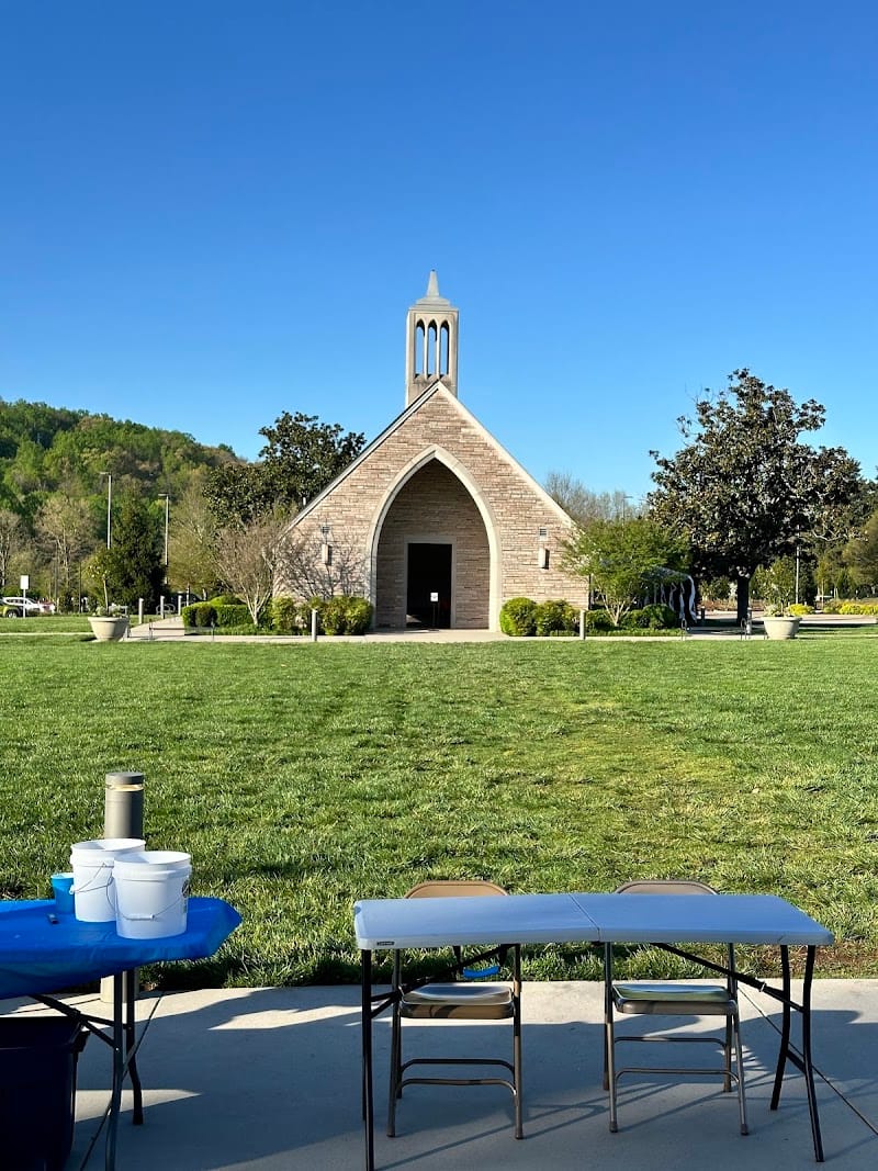 Lakeshore Park playground photo 2
