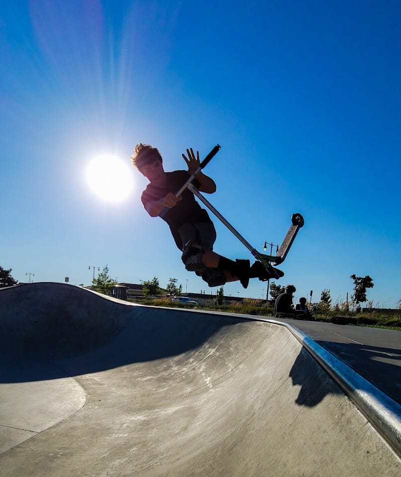 Lathrop Skatepark playground photo 2