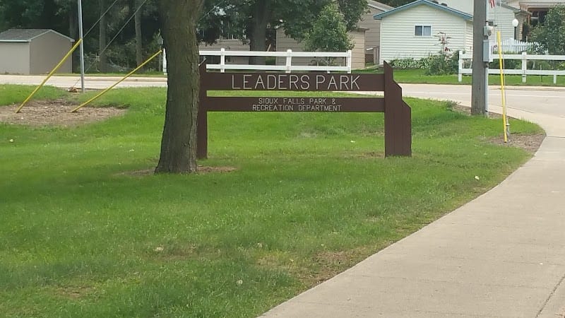 Leaders Park playground photo 1