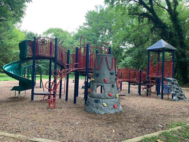 Linkwood Park playground photo 1