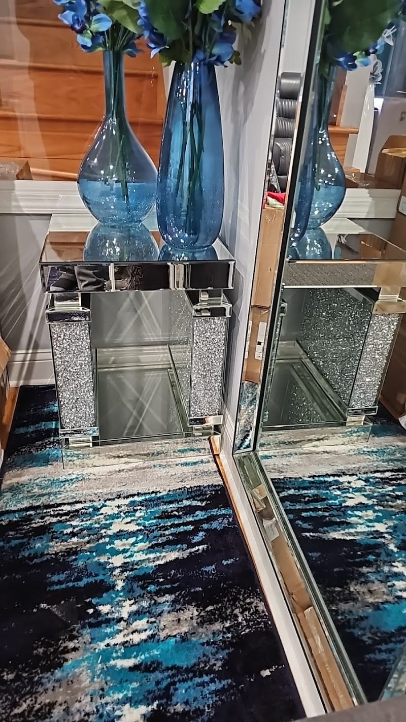 London (Louis) Park playground photo 3