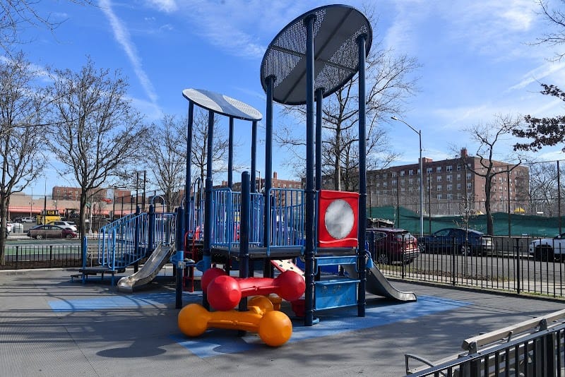 Lopez Playground playground photo 2