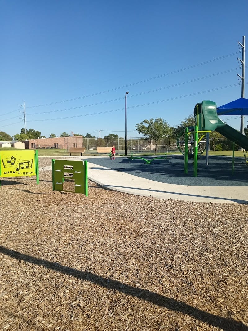 Lou Huff Park playground photo 1